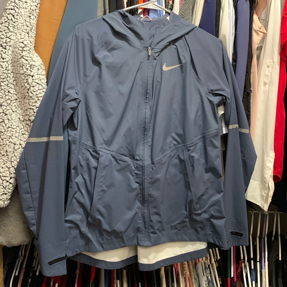 Nike Zonal Aeroshield windbreaker